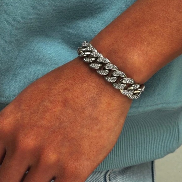 Cuban Link Bracelet - Picture 2 of 4